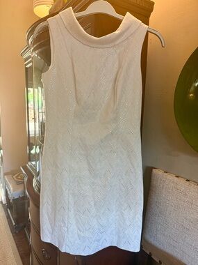 Donna Ricco White Sleeveless Textured Mini Dress
